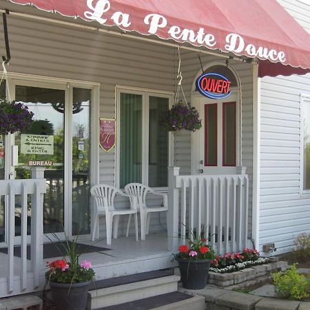 Motel De La Pente Douce Magog ภายนอก รูปภาพ